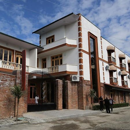 Hotel Shogi Zugdidi Esterno foto