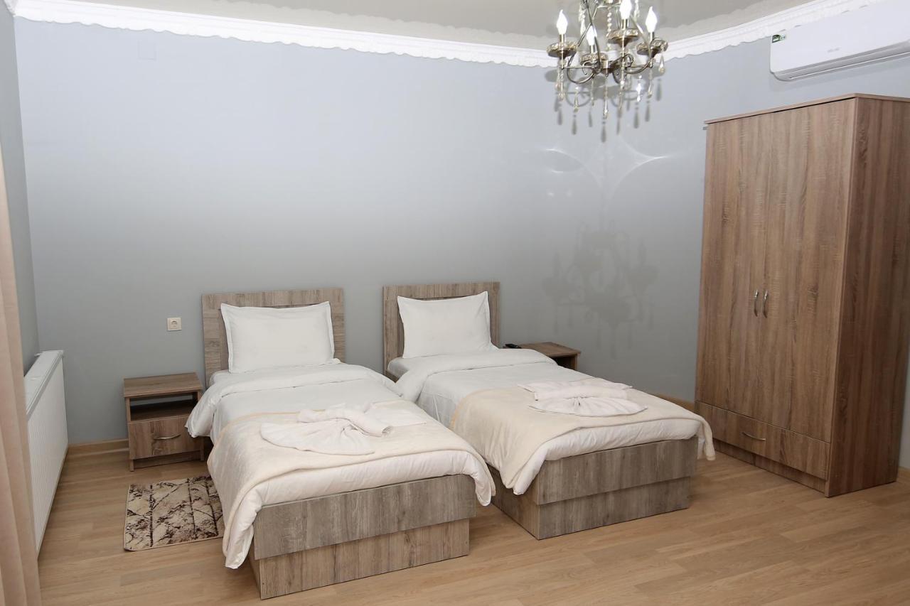 Hotel Shogi Zugdidi Esterno foto