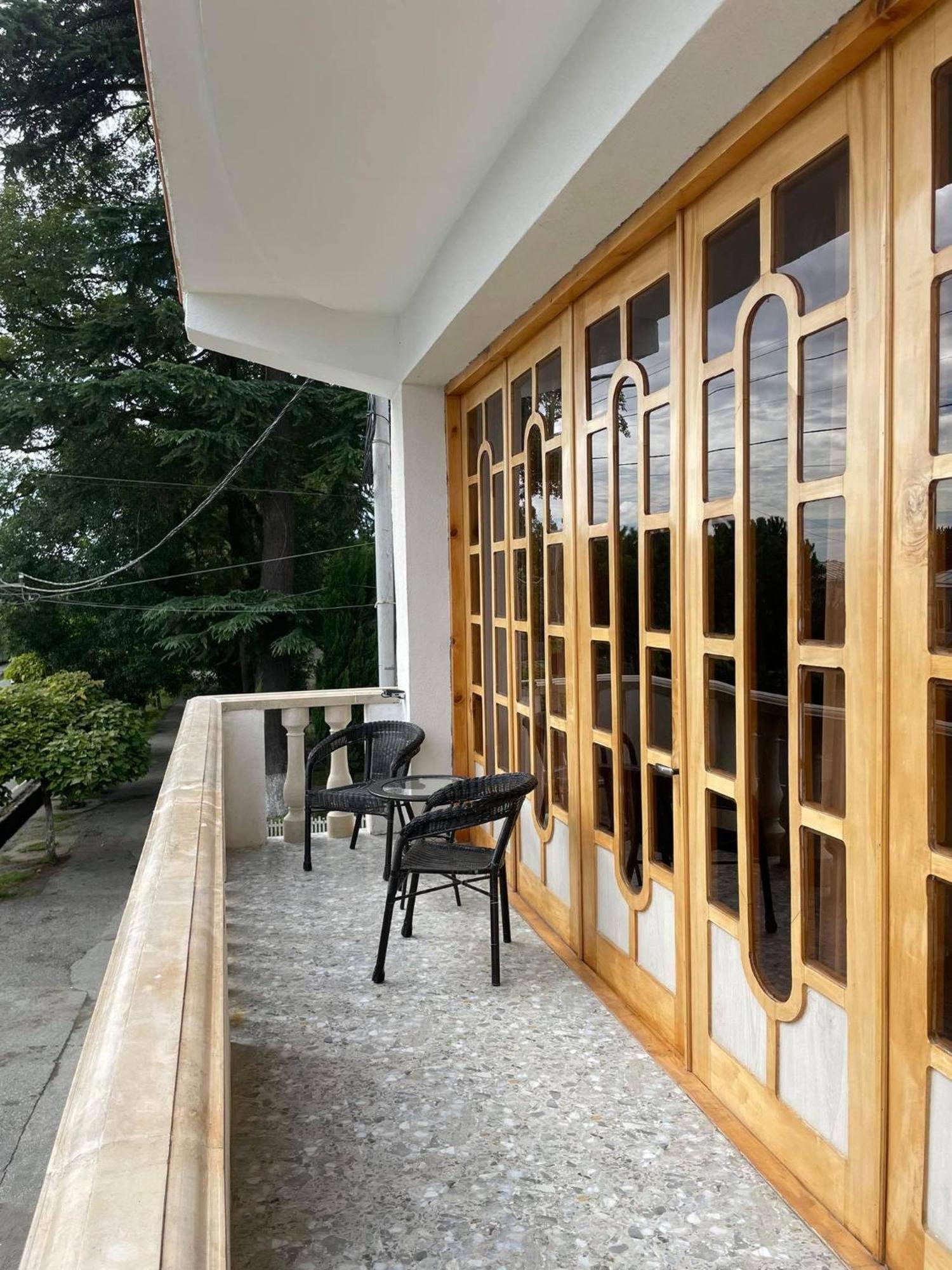 Hotel Shogi Zugdidi Esterno foto
