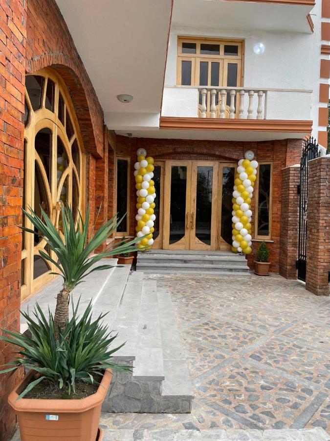 Hotel Shogi Zugdidi Esterno foto