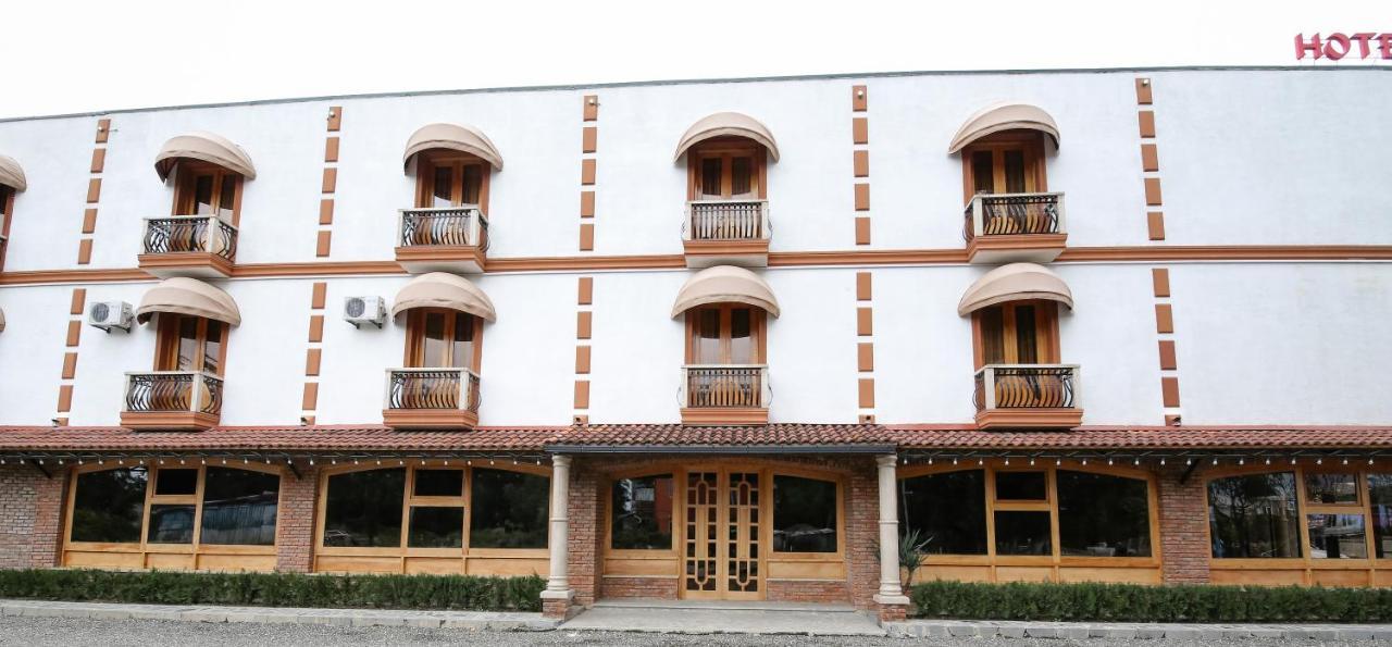 Hotel Shogi Zugdidi Esterno foto